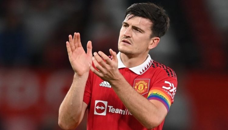 Maguire nên rời Man United để cứu vãn sự nghiệp